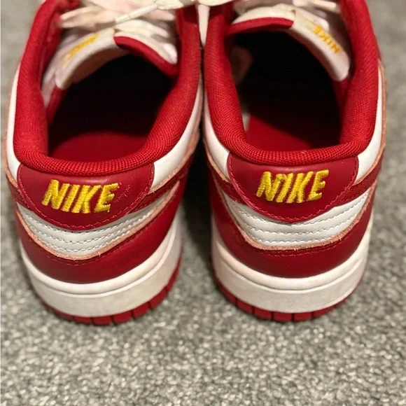 Nike Red and White dunks boys - Picture 3 of 4